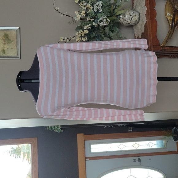 Gap Maternity Striped Long Sleeve Tee - Picture 2 of 4